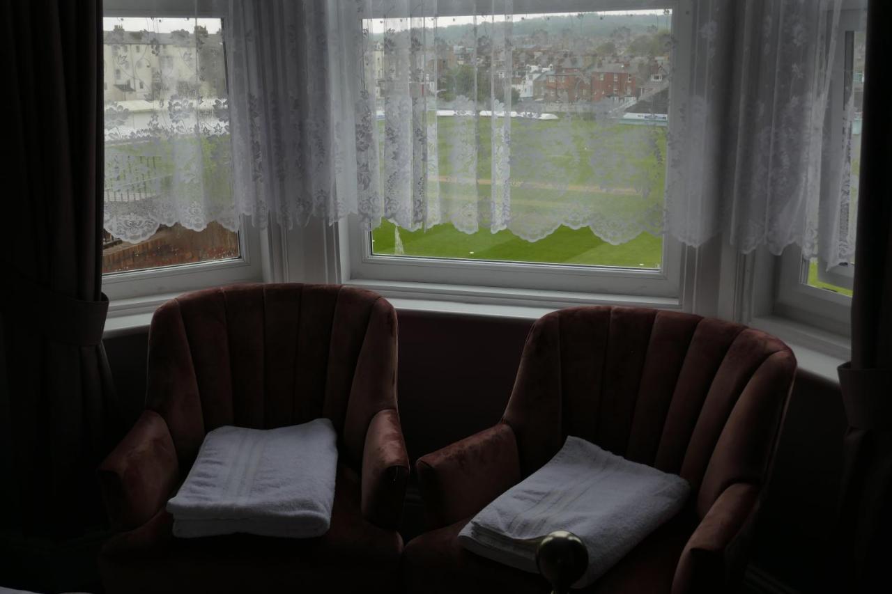 Bed and Breakfast The Boundary Scarborough Exterior foto